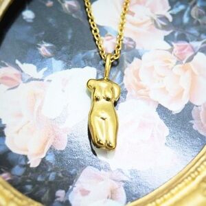 Female Body Necklace